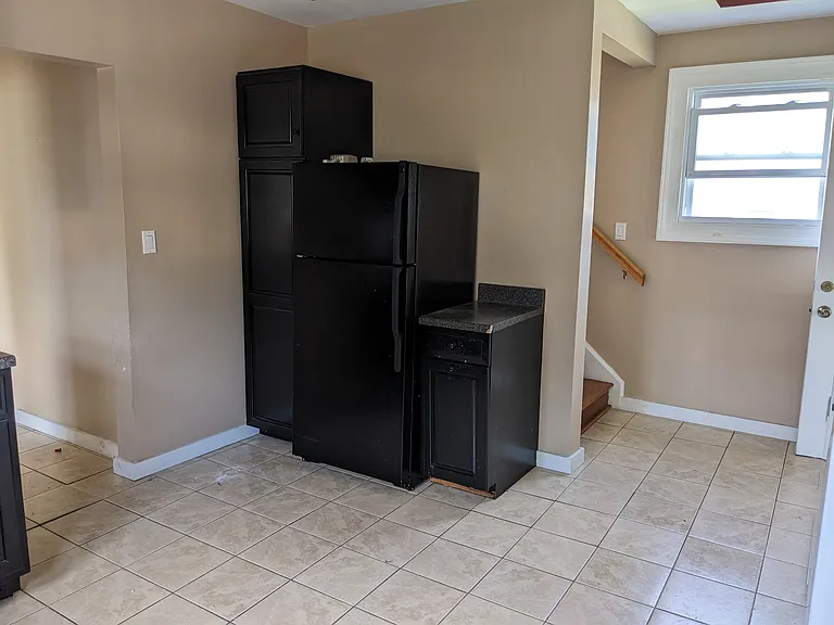 203 Bay St #B — Photo 11