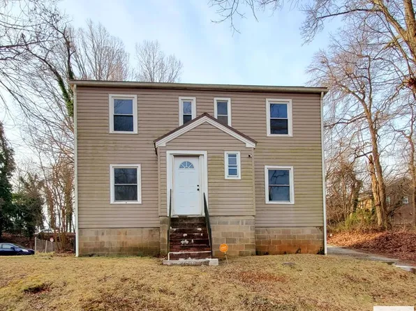 805 D St, Martinsville, VA 24112