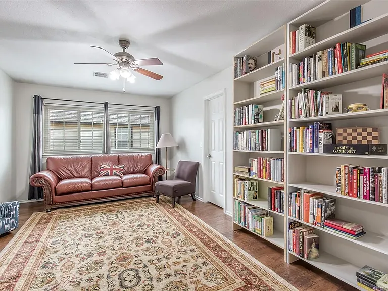 3901 W Canton St — Photo 12