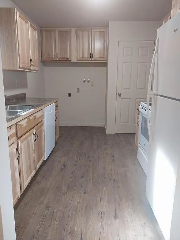 1326 Dowell Road, Unit A — Photo 4