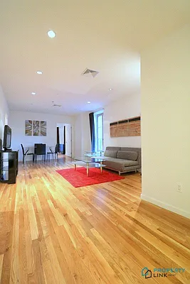 Rented by Property Link Mgmt, LLC | media 30