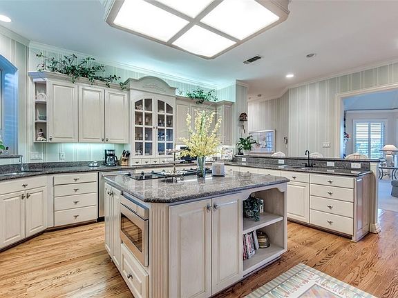 5th image of 1607 Cottonwood Valley Cir N