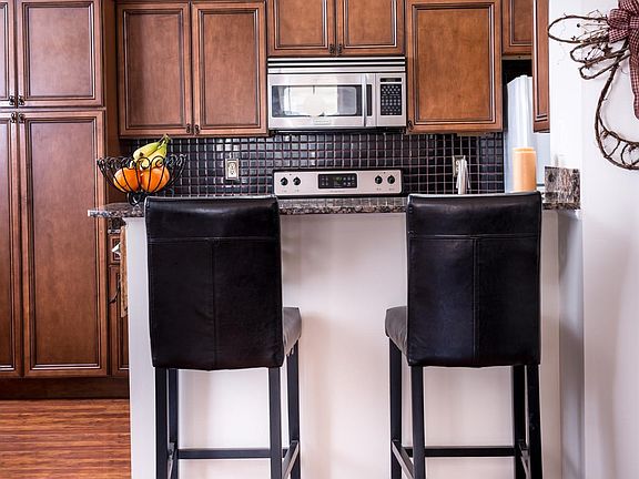 5th image of 4233 Kensington Garden Ct