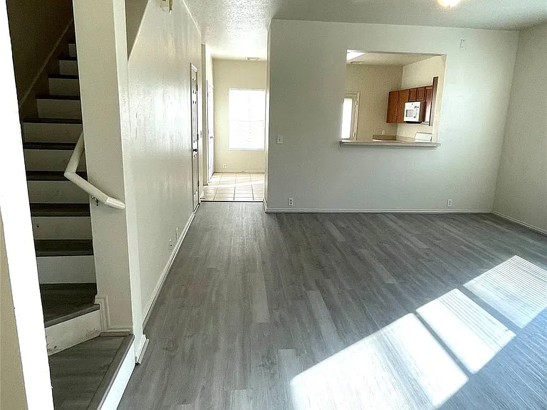 23623 Twisting Falls Dr — Photo 7