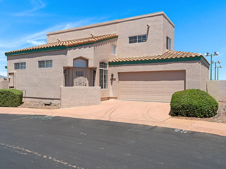 4295 Desert Springs Trl — Photo 21
