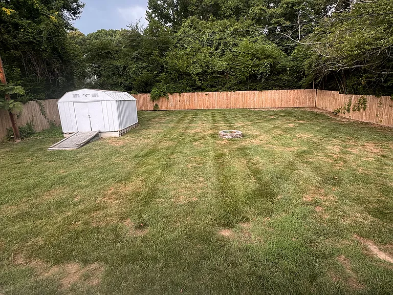 1816 Rockwood Rd — Photo 15