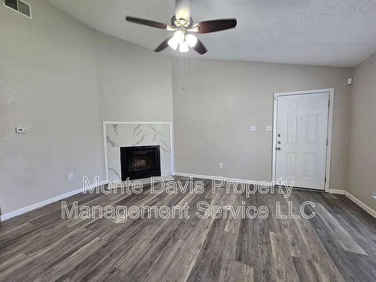 2306 Fuzz Fairway #A — Photo 10