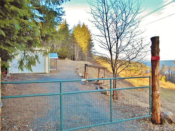 3rd image of 772 Forest Dr
