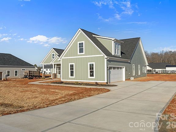 5th image of 1135 Stonegate Dr