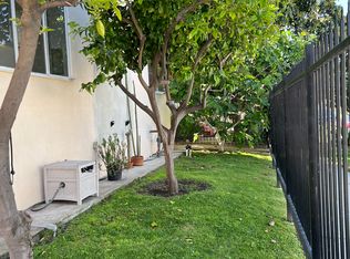 1372 N Serrano Ave APT 1, Los Angeles, CA 90027