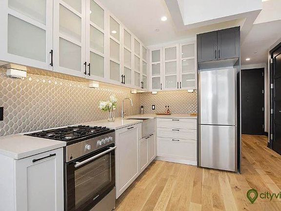 2nd image of 10 Montieth St APT 345