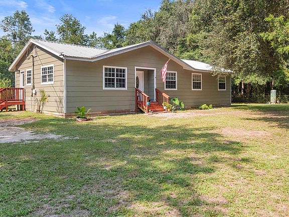 2nd image of 23 Libby Ln