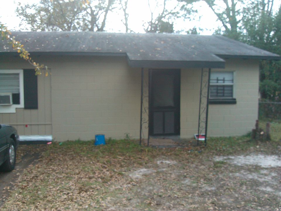 2nd image of 1555 Orange St #B