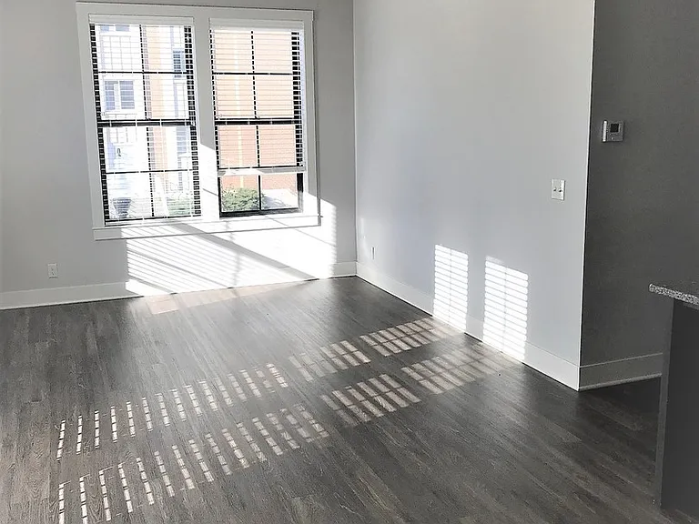 3625 Dewey Ave — Photo 6