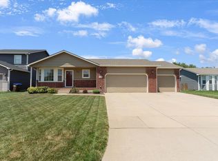 10300 W Jewell Cir, Wichita, KS 67209