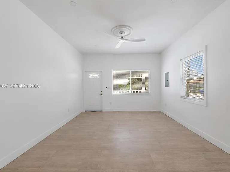 3759 Florida Ave — Photo 11
