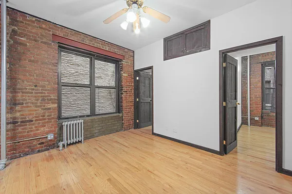 Rented by PocketBroker Inc | media 4