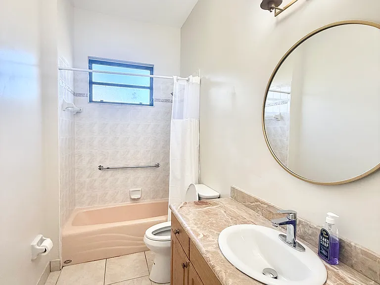 7 NE 17th Pl — Photo 61