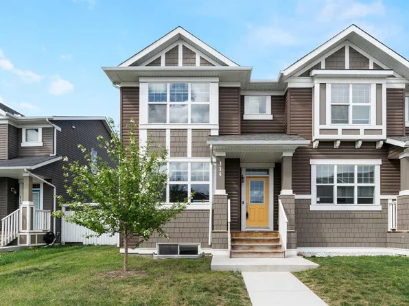 114 S Auburn Meadows Ave SE, Calgary, AB T3M 2E6