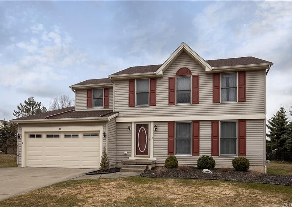1st image of 11 Cedarbrook Dr