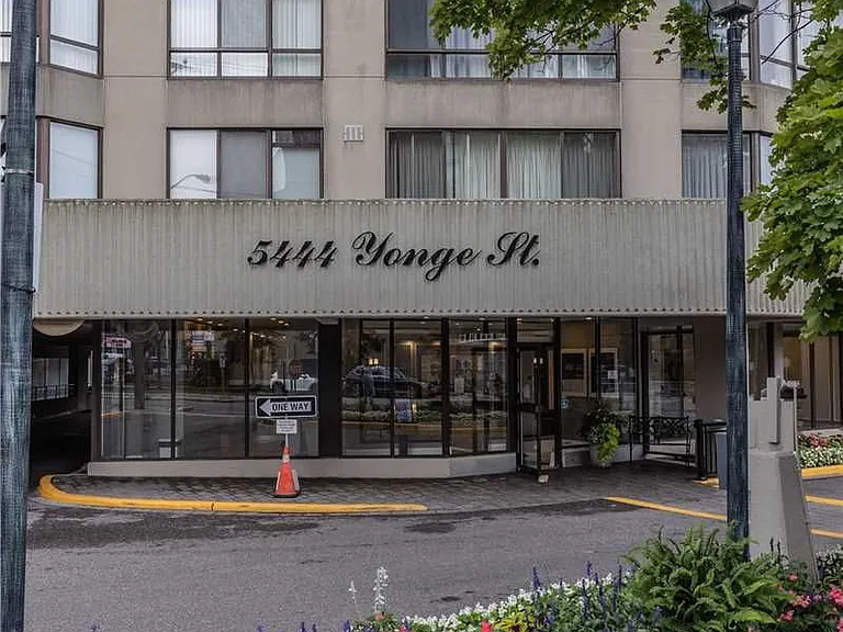 5444 Yonge St #1905 — Photo 37