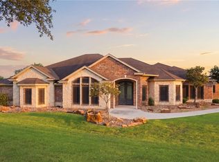 5488 River Trail Dr, Robstown, TX 78380