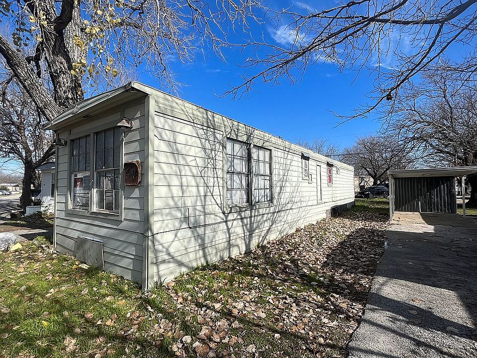 1st image of 2808 Chaparral Dr