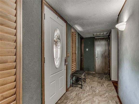 5th image of 9949 Birkenhead Ct