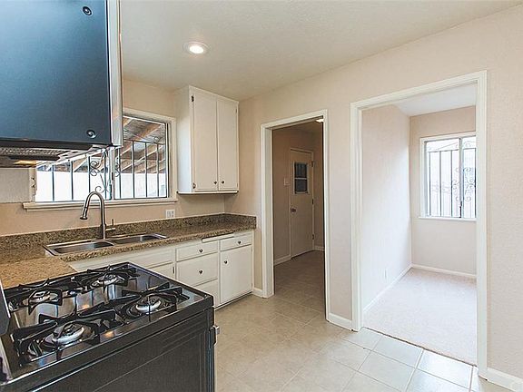 3rd image of 1408 W 113th St