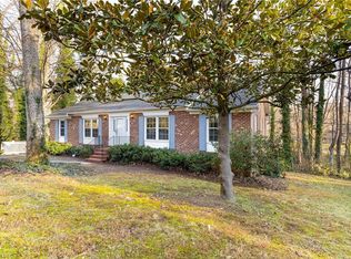 942 Greenwood Dr, Greensboro, NC 27410