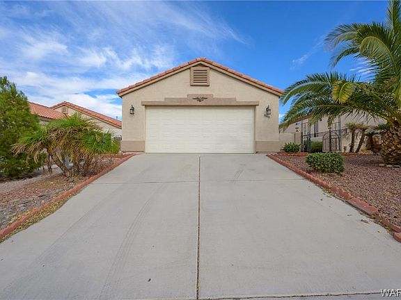 3rd image of 2435 Topanga Dr