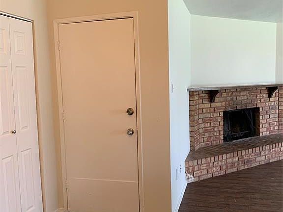 5th image of 4832 Garvin Dr