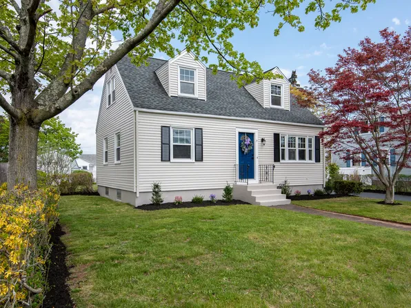 5 Stoddard Road, East Haven, CT 06512