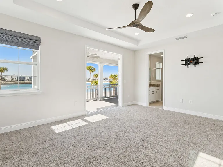 401 Marquesa Cir #1 — Photo 28