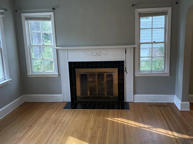 2039 Wilhelmina Ave — Photo 8
