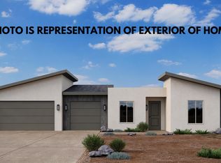 609 2nd St NE, Rio Rancho, NM 87124