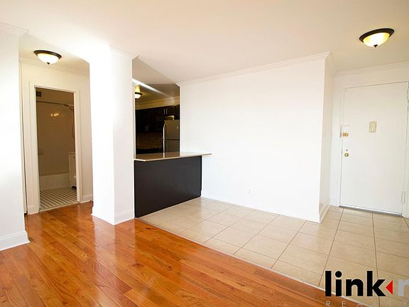 2nd image of 40 E Sidney Ave APT 5F