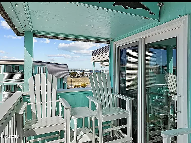 2 bed, 840 sqft, $1,620 — Photo 3
