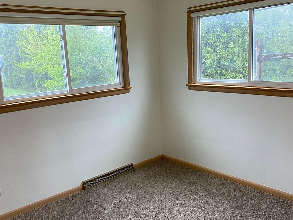 1st image of 7400 W Fernwood Cir APT 2