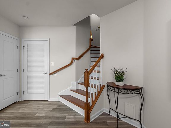 5th image of 7422 Willow Bottom Rd