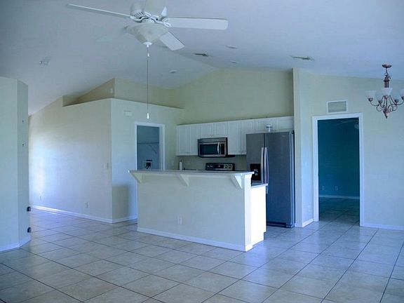2nd image of 126 SW 13th Ter