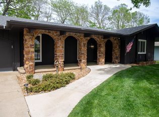 1867 E Swallow St, Springfield, MO 65804