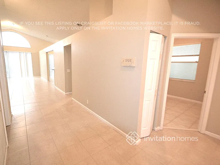 7704 Thornlee Dr — Photo 3