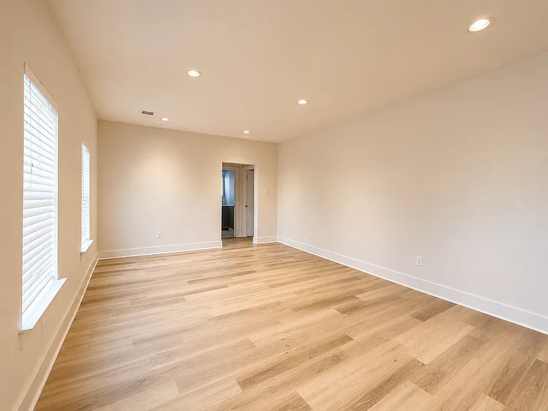 104 Kirkland St — Photo 2