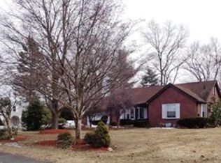 703 North St, Feeding Hills, MA 01030