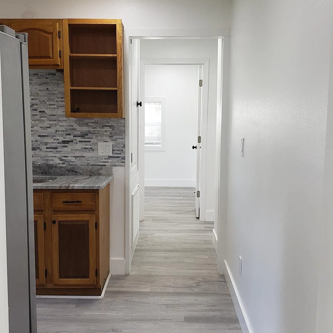 3 bed, 1158 sqft, $1,900 — Photo 3