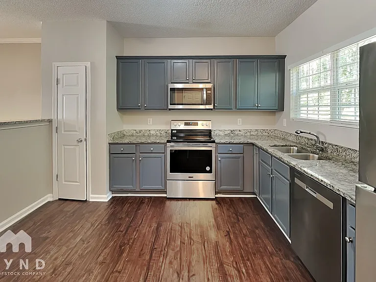 5492 Sierra Trl — Photo 9