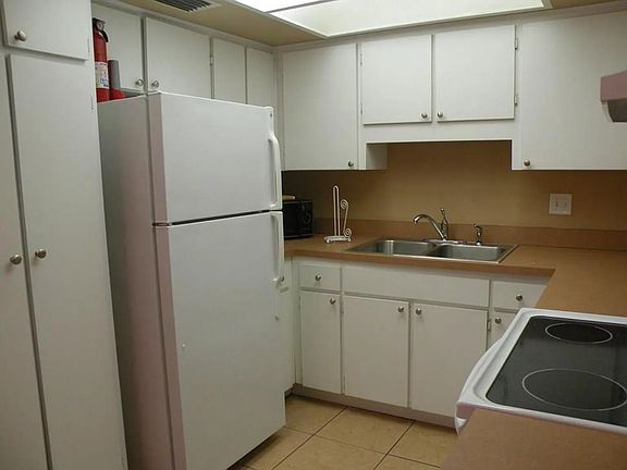 4th image of 14707 Lake Forest Dr