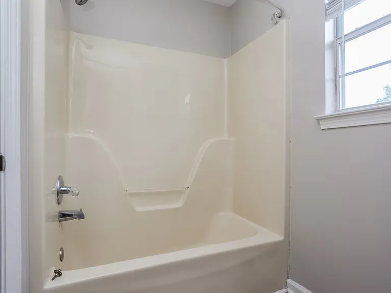 6722 Finch Rd — Photo 12