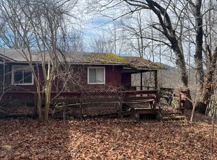 901 Allison Watts Rd, Franklin, NC 28734